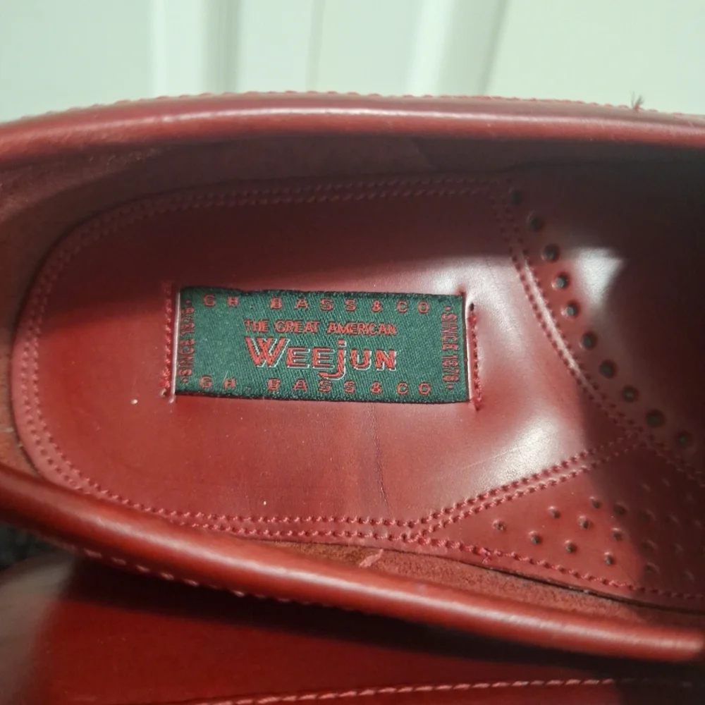 G.H. Bass & Co. "Cecilia" Red Leather Loafers - 8 - Picture 2 of 10